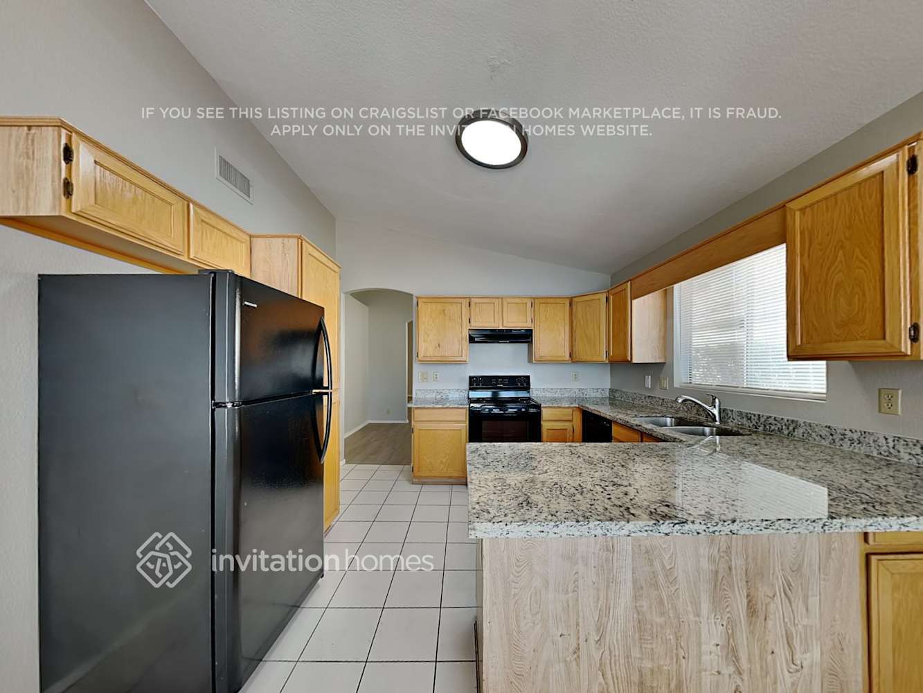 Building Photo - 11028 N 59th Dr