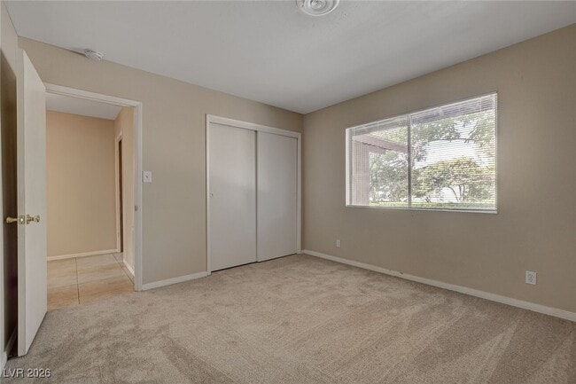 Building Photo - 5649 Sheila Ave