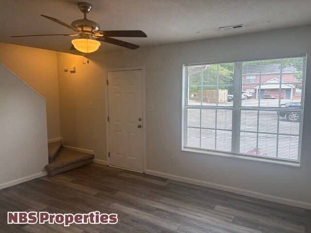 Building Photo - 2920 Colt Dr NE