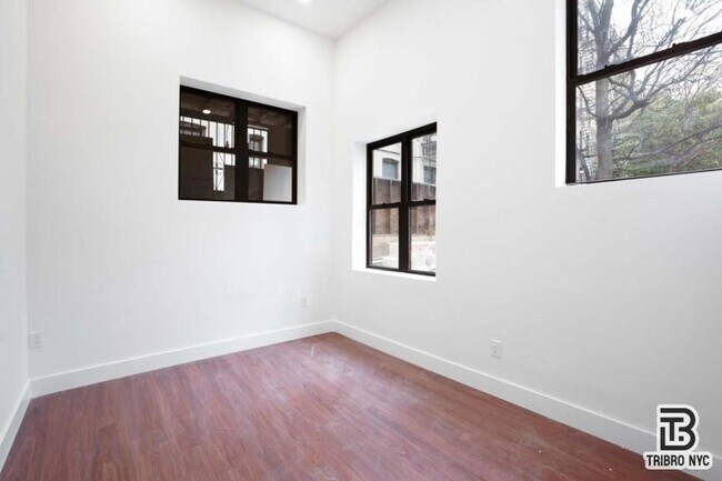 Building Photo - 2 bedroom in BROOKLYN NY 11211