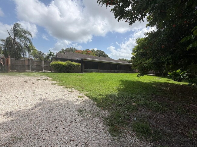 Building Photo - 14865 SW 166th St