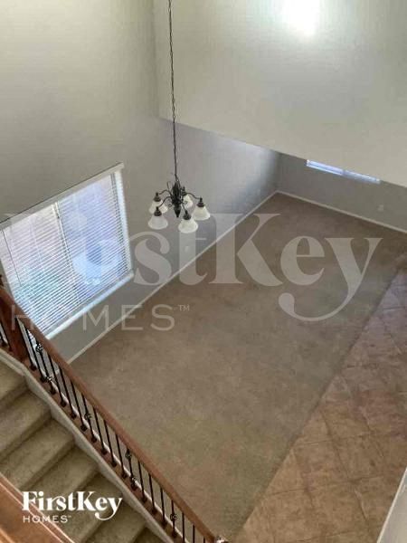 Building Photo - 18021 W Sunnyslope Ln