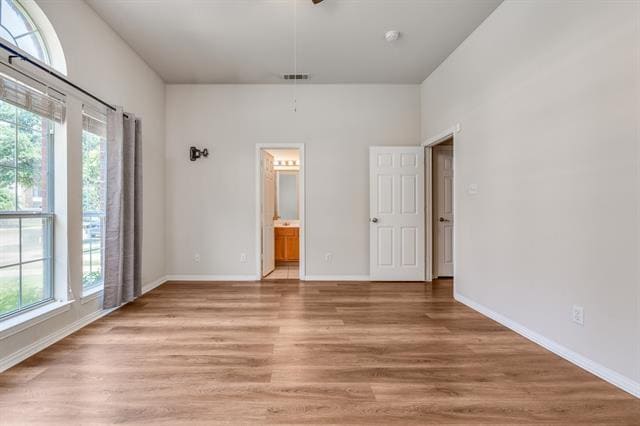 Building Photo - 1314 Poinsettia Blvd