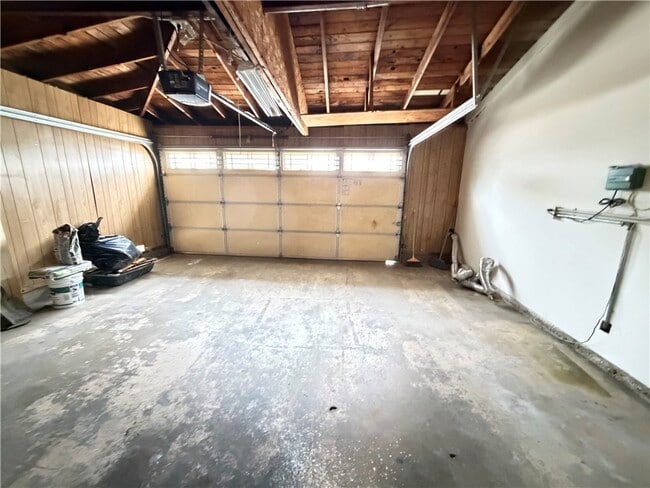 Building Photo - 12660 Yorba Ave