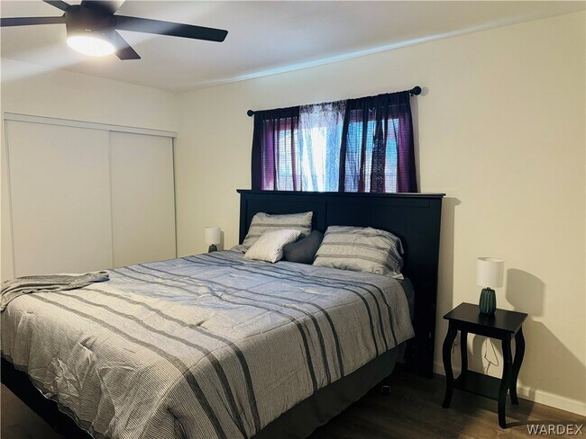 Building Photo - 1469 Terrace Dr