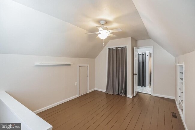 Building Photo - 808 Monroe Ave