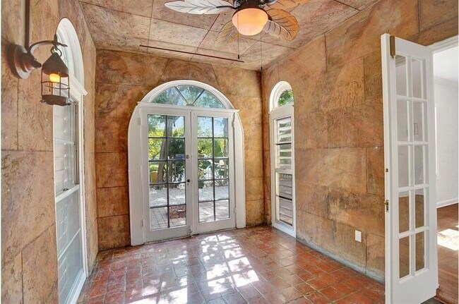 Building Photo - 1818 Florida Ave