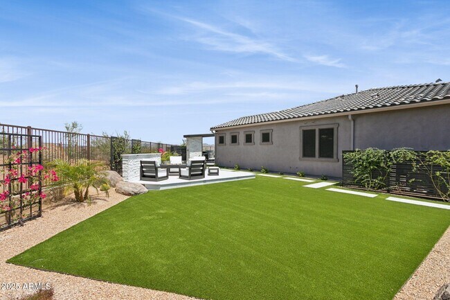 Building Photo - 13020 E De la O Rd