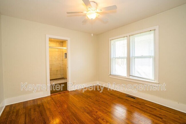 Building Photo - 1207 S Florence Pl