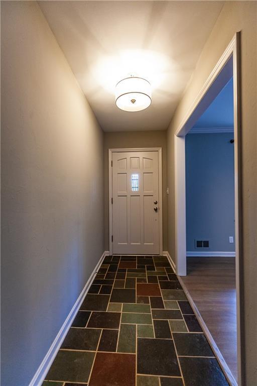 Building Photo - 2418 Sagamore Hills Dr