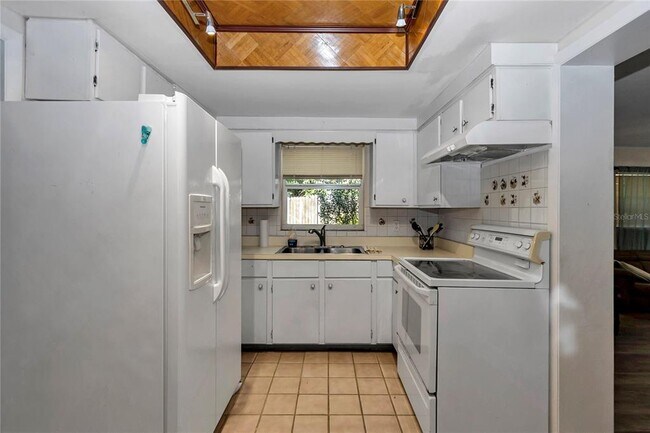 Building Photo - 11636 Osceola Rd