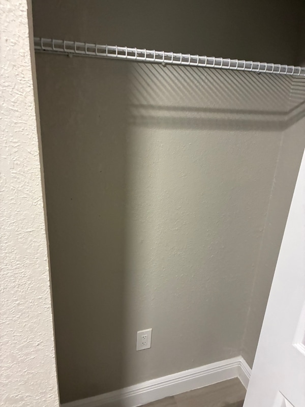 Building Photo - 5819 Hibiscus Rd