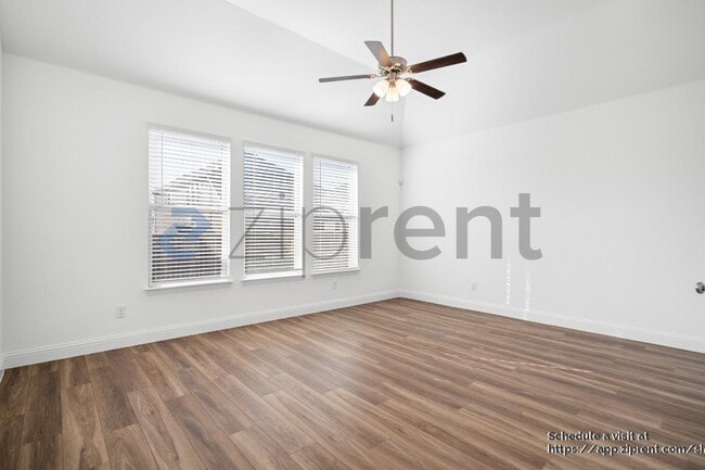 Building Photo - 2900 Long Slope Rd