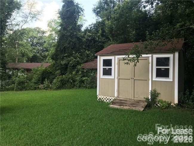 Building Photo - 2309 Lanier Ave