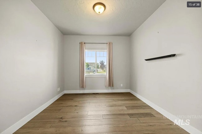 Building Photo - 337 Orchid Ave