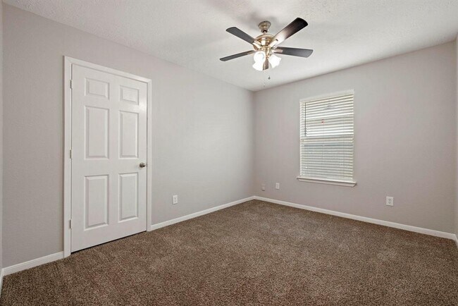 Building Photo - 21523 Trilby Way
