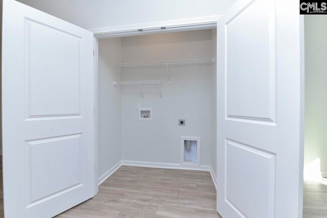 Building Photo - 185 Northwood St