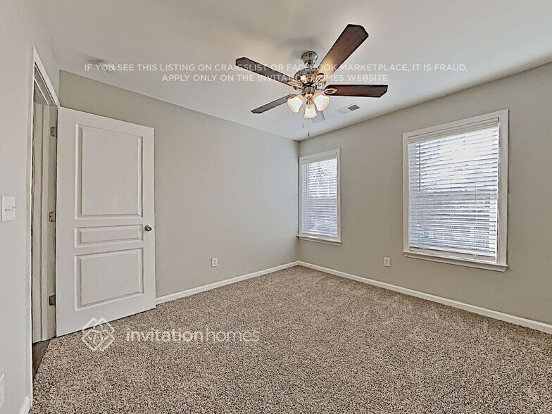 Building Photo - 7431 Alluvial Dr