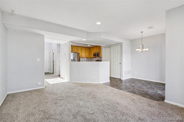Building Photo - 5888 Biscay St