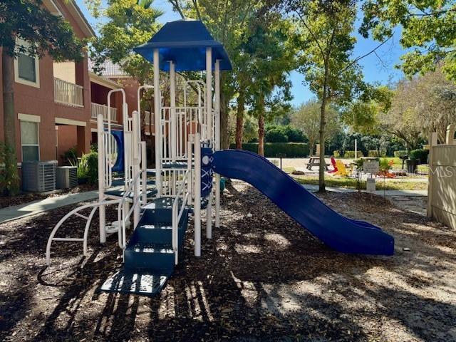 Building Photo - 8842 Villa View Cir