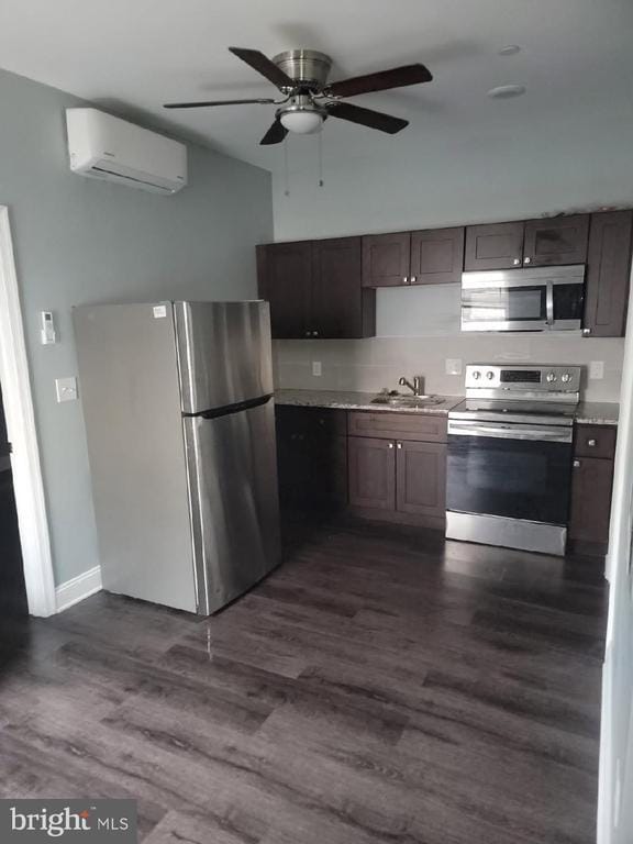 Building Photo - 1855 N 19th St