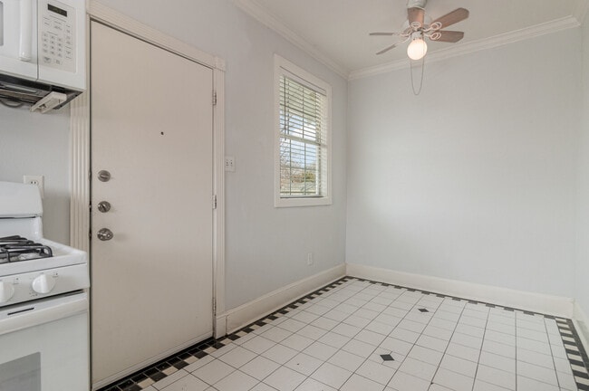 Building Photo - 4505 Worth St