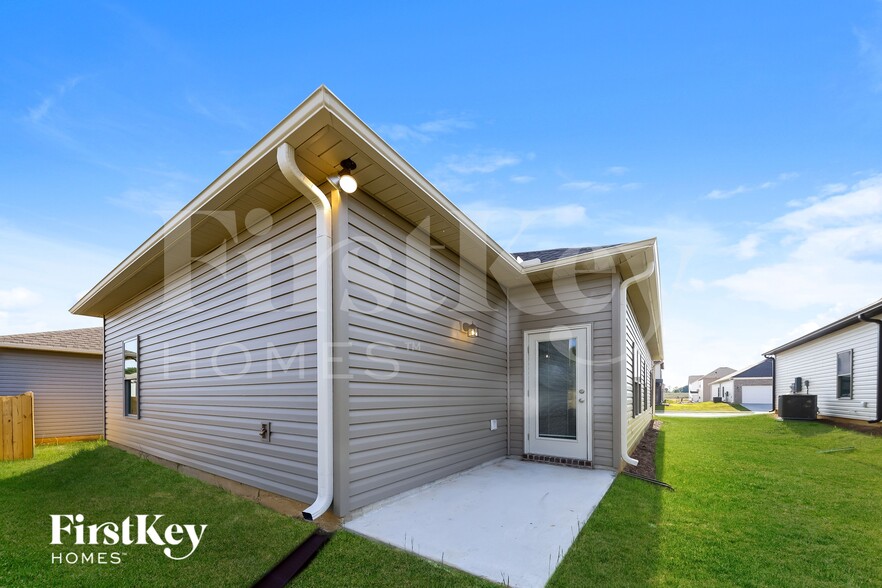 Building Photo - 50 Co Rd 1701