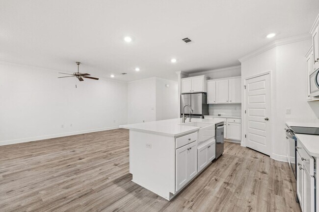 Building Photo - 185 Sea Eagle Ln