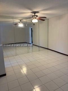 Building Photo - 541 Blue Heron Dr