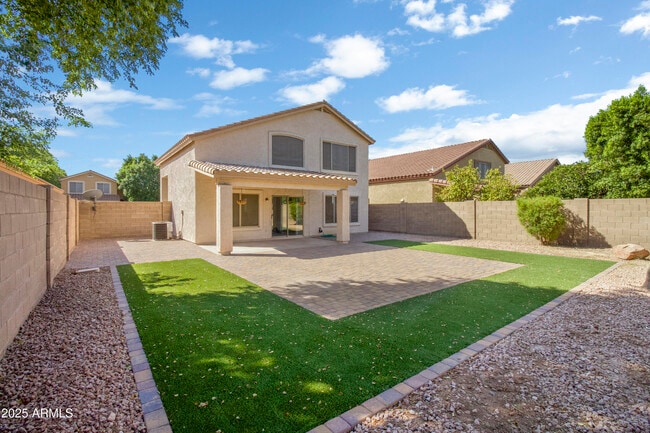 Building Photo - 7396 W Tonopah Dr
