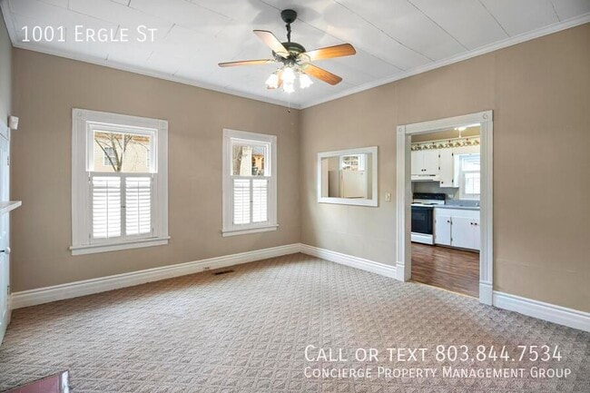 Building Photo - 1001 Ergle St