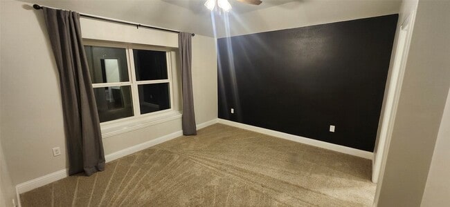 Building Photo - 104 Arrowhead Dr