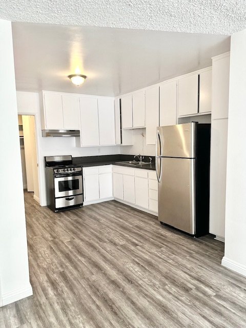 Building Photo - 440 Hayworth Ave