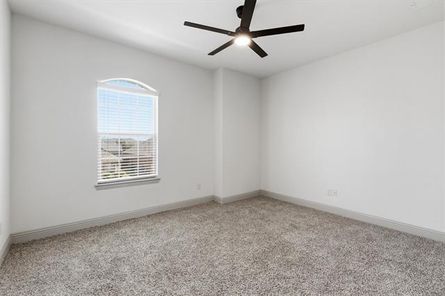 Building Photo - 2418 Askew Dr