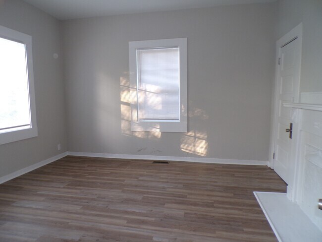 Building Photo - 3314 Avenue C