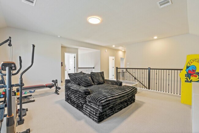 Building Photo - 17812 Hanson Ridge Dr