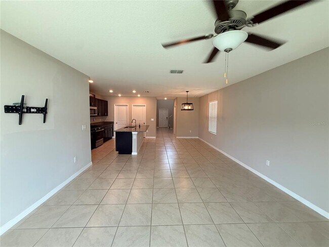 Building Photo - 10363 Shady Preserve Dr
