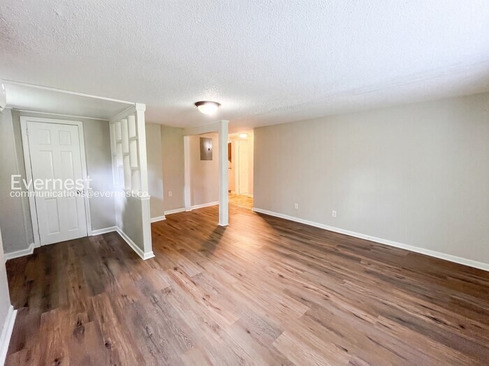 Building Photo - 5727 N Morgan Ln