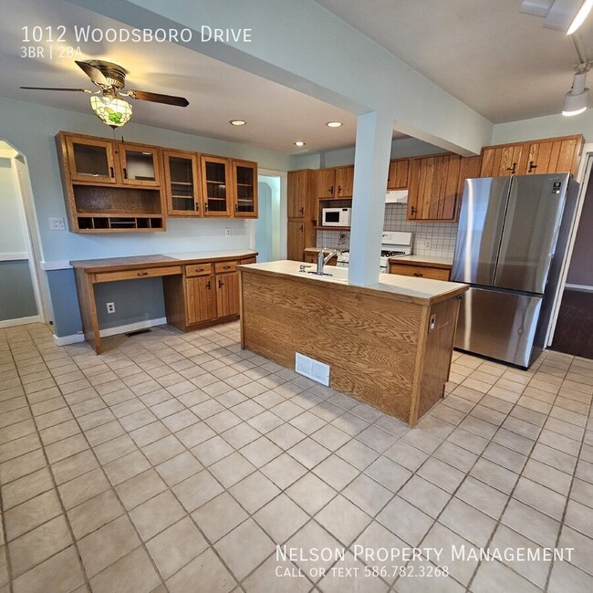 Building Photo - "Charming 3-Bedroom Home with 2 Full Baths...