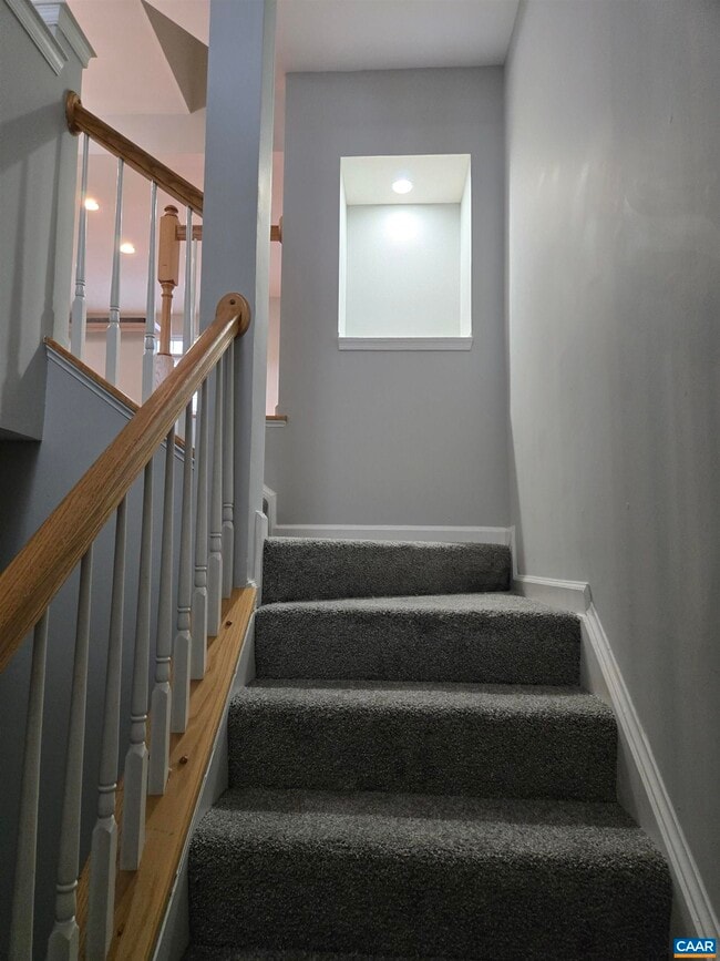 Building Photo - 2452 Abington Dr