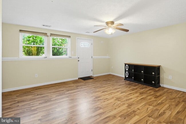 Building Photo - 9402 Granite Hill