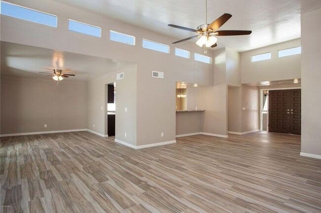 Building Photo - 1383 N Calle Hermosa