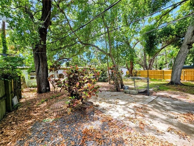 Building Photo - 10532 51st Terrace N