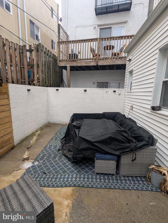 Building Photo - 2050 Fairmount Ave