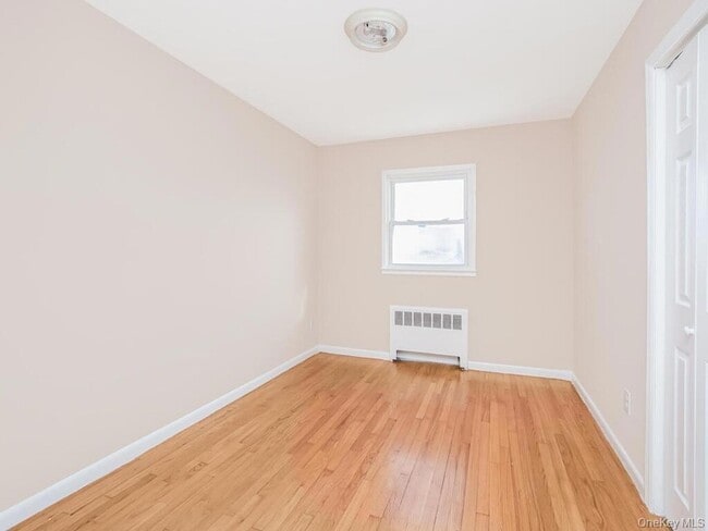 Building Photo - 226 Kingston Ave