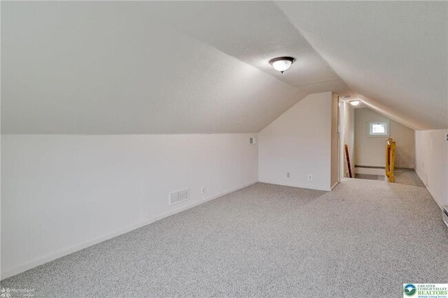 Building Photo - 8171 Moyer Rd