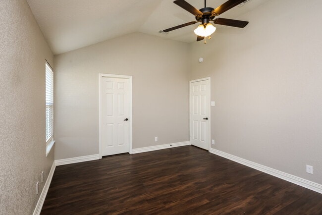Building Photo - 8705 Elbe Trail