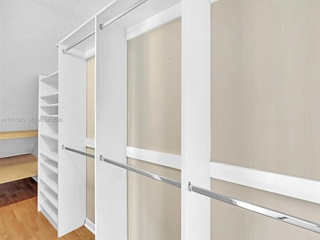 Building Photo - 1353 Springside Dr