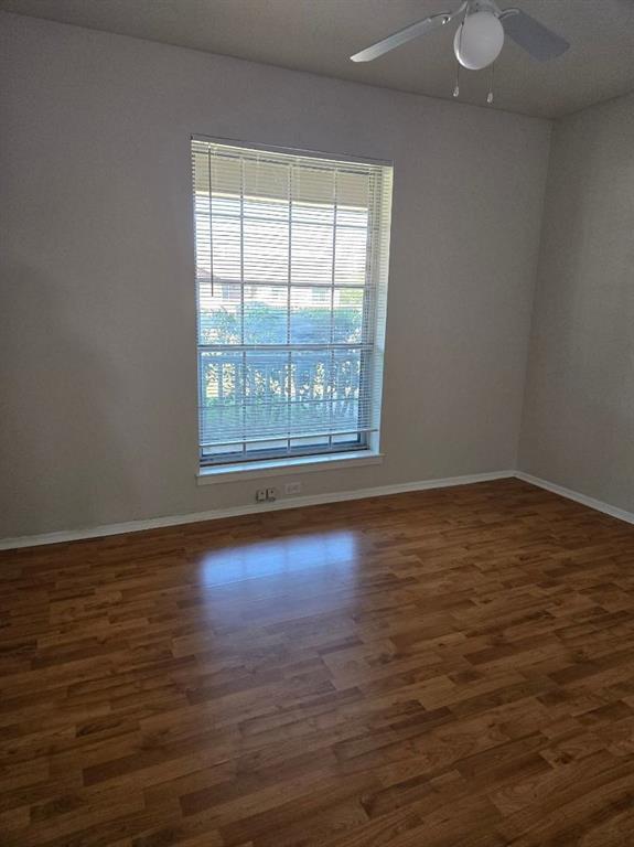 Building Photo - 103 Spanish Oak Cir