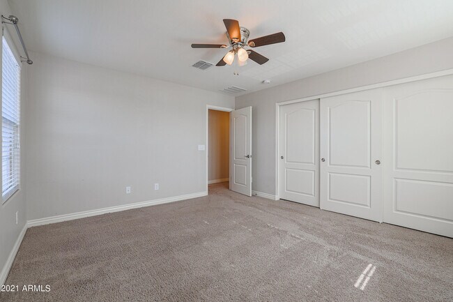 Building Photo - 2736 E Mews Rd